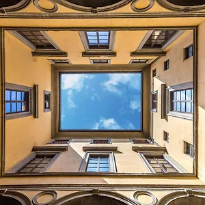 palazzo-ridolfi.it-tuscanyhotel.com/
