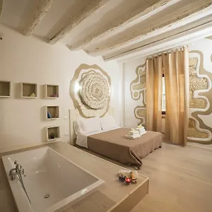 https://oisife-apartment.in-sardinia.net