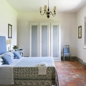 https://chiarentana.it-tuscanyhotel.com