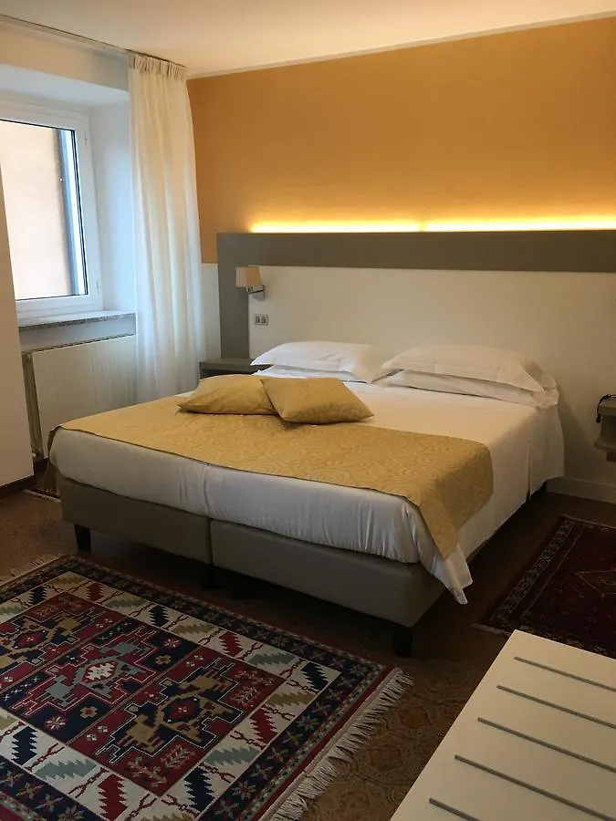 Hotel Centrale San Pellegrino Terme 3*,  Italy